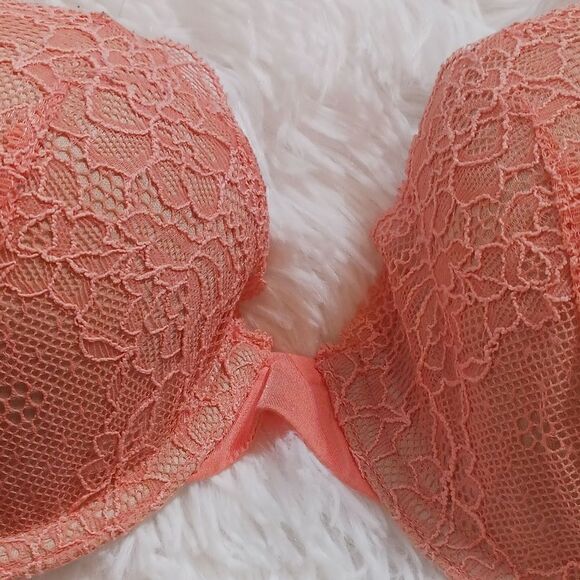 BCBGeneration 34B Underwire Lace Floral Bra - Picture 5 of 7